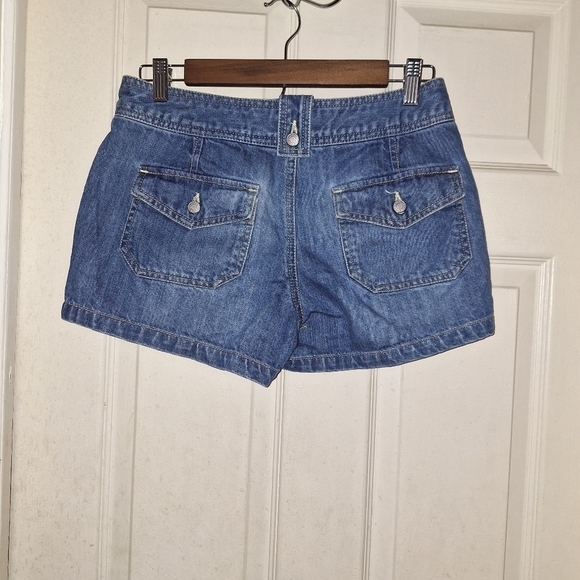 Old navy jean shorts size 4 - Picture 2 of 3
